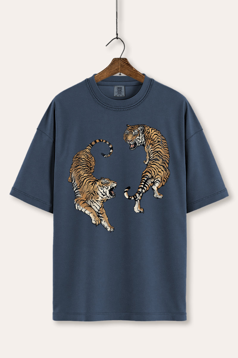 Fighting Tigers Graphic Women's Comfort Tee