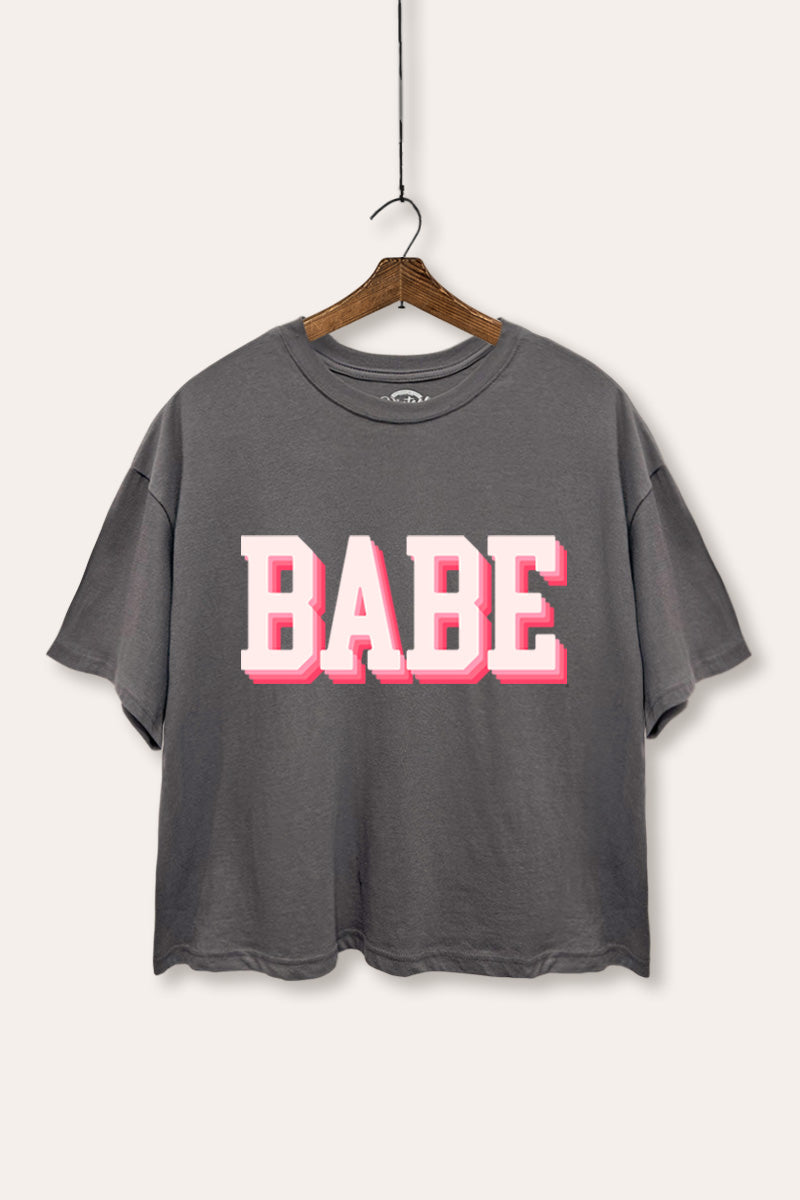 Babe Lettering Graphic Boxy Crop Top