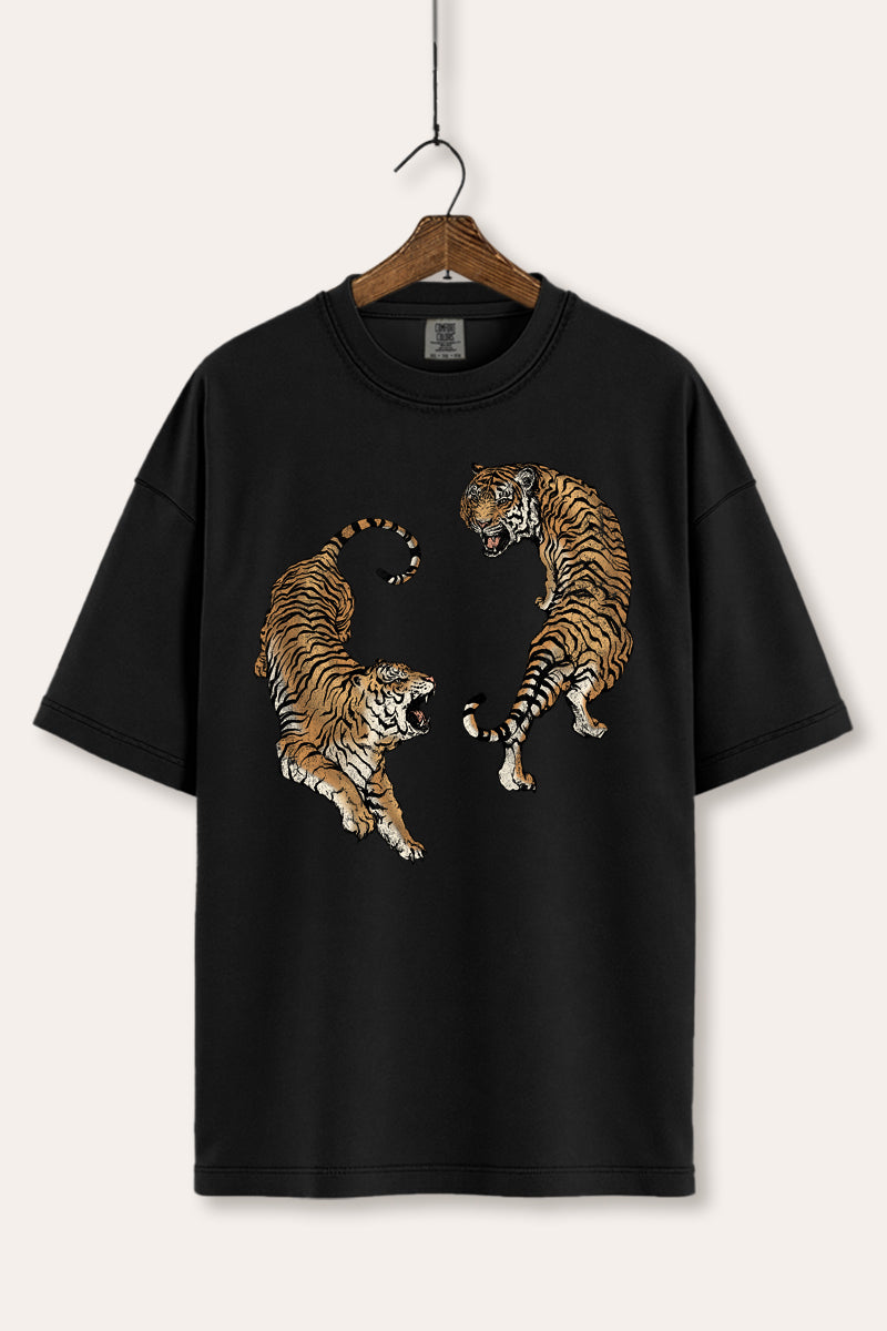 Fighting Tigers Graphic Women's Comfort Tee