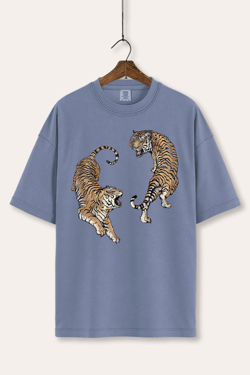 Fighting Tigers Graphic Women's Comfort Tee
