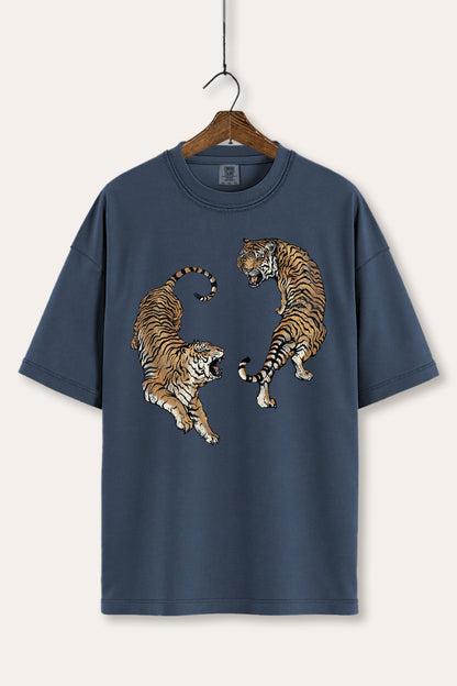 Fighting Tigers Graphic Women's Comfort Tee