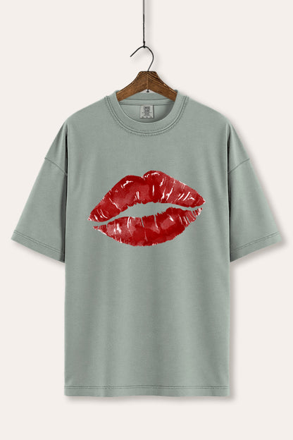 Red Lips Graphic Women's Comfort Tee