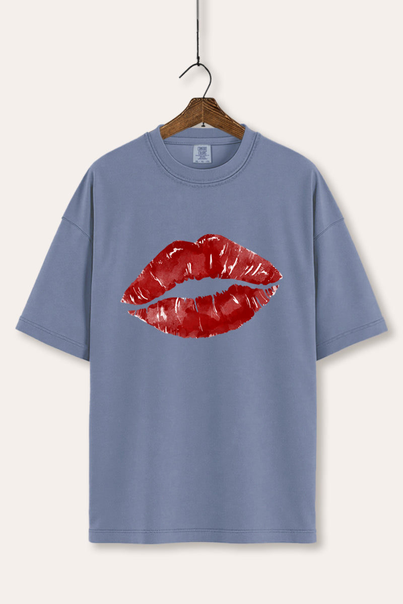 red kiss lips graphic comfort colors® tee