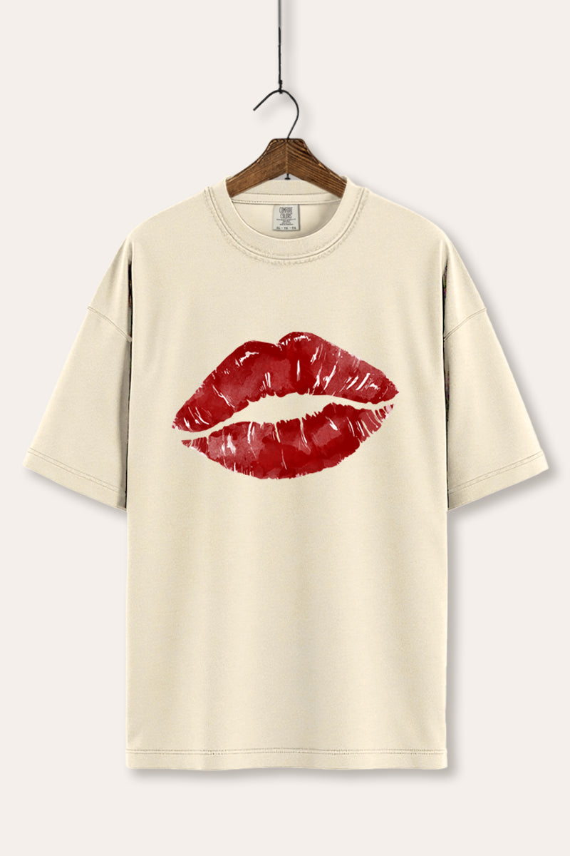 red kiss lips graphic comfort colors® tee