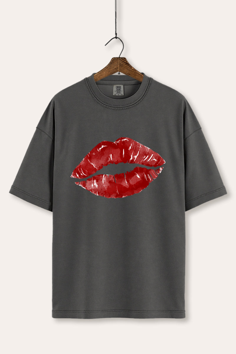red kiss lips graphic comfort colors® tee