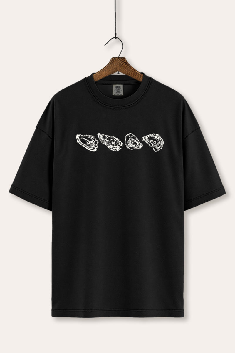 Oyster Coastal Graphic Women's Comfort Tee