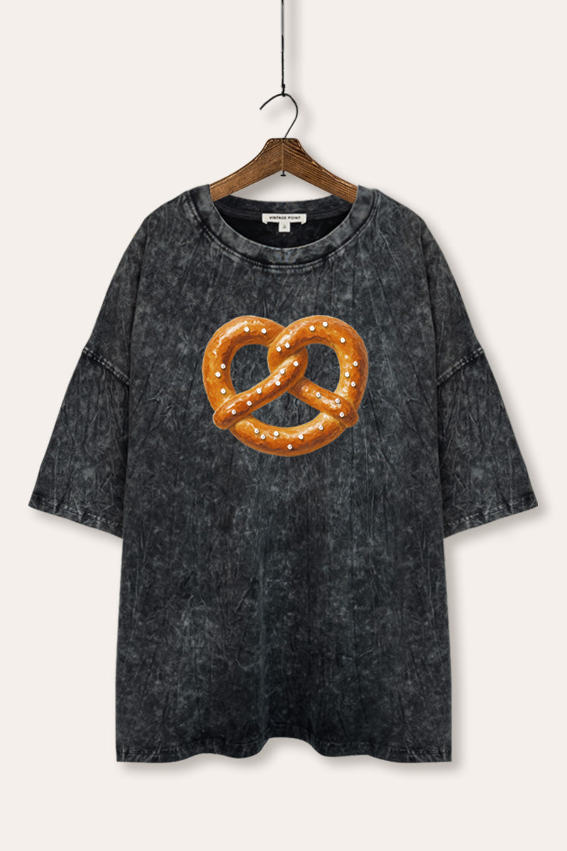 pretzel graphic mineral wash oversized tee