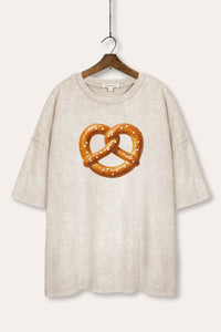 pretzel graphic mineral wash oversized tee