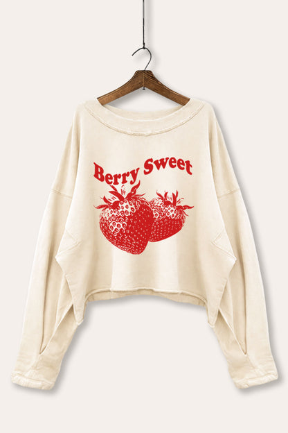 Sweet Strawberry Fruit Graphic Cropped Sweatshirt
