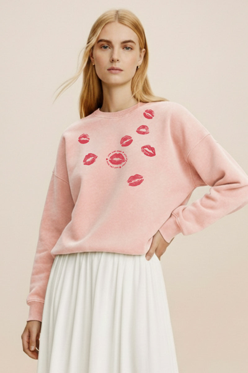 Kiss Mark Lips Graphic Mineral Wash Sweatshirt