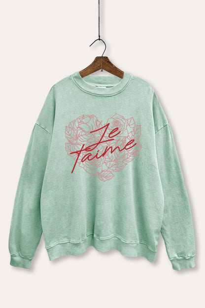 Je T'aime Rose Heart Graphic Mineral Wash Sweatshirt