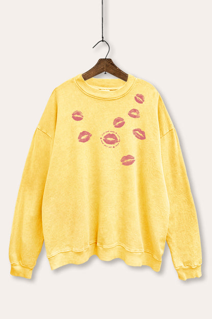 Kiss Mark Lips Graphic Mineral Wash Sweatshirt