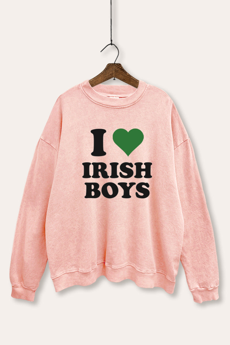 I Love Irish Boys Green Heart Graphic Mineral Wash Sweatshirt