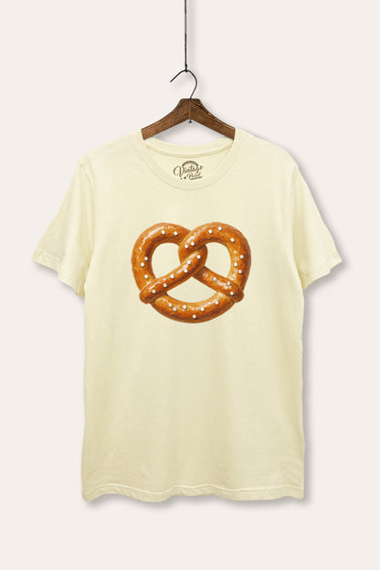 Baked Pretzel Graphic Women's Basic Casual Tee