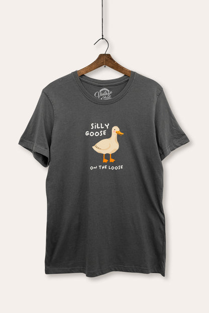 Silly Goose Pastel Graphic Women's Basic Casual Tee