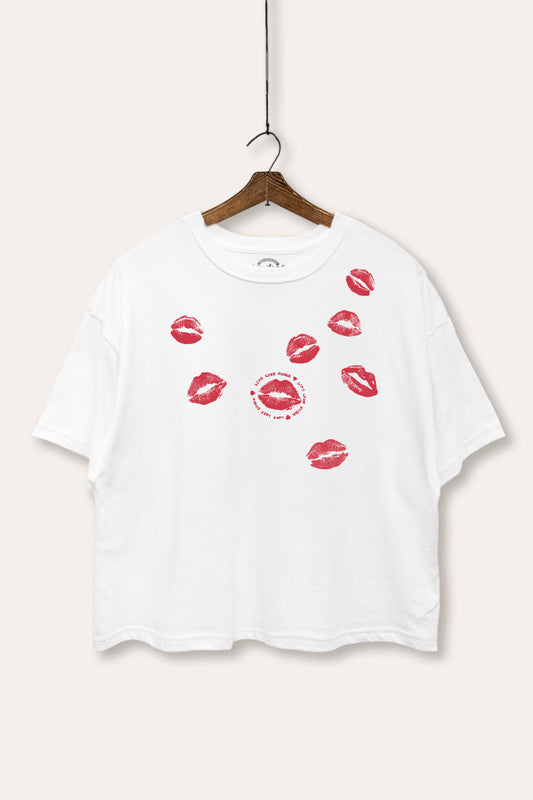 kiss mark lips graphic boxy crop top