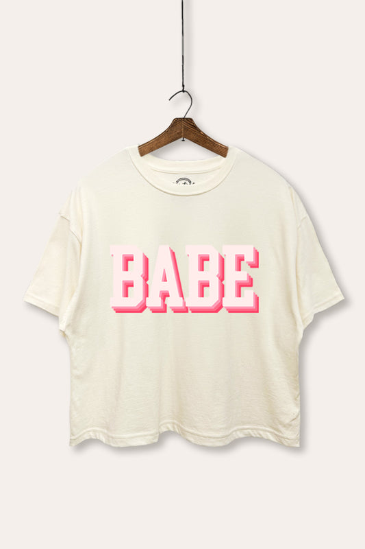 Babe Lettering Graphic Boxy Crop Top