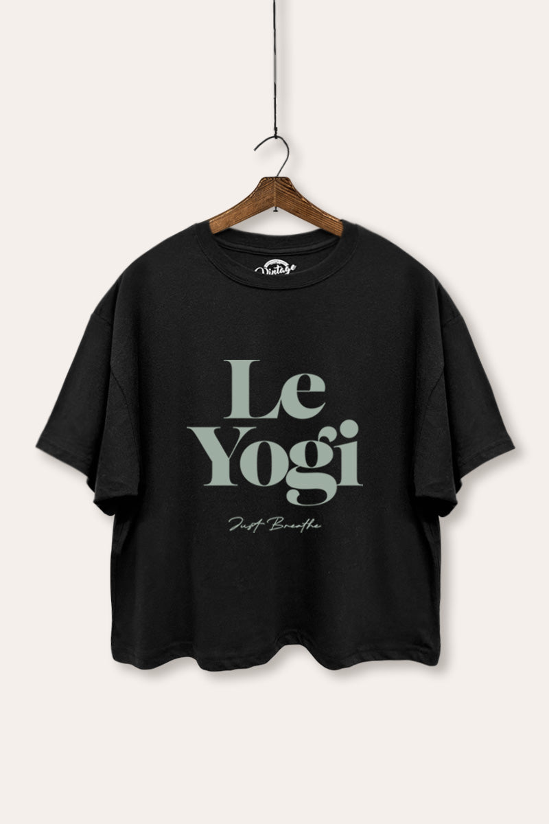 "le yogi" graphic boxy crop top