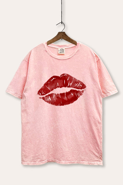 Red Lips Graphic Mineral Wash Boxy Tee
