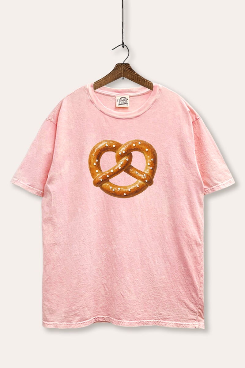 pretzel graphic mineral wash boxy tee