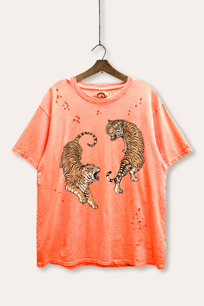roaring tigers mineral wash distressed boxy graphic t-shirt