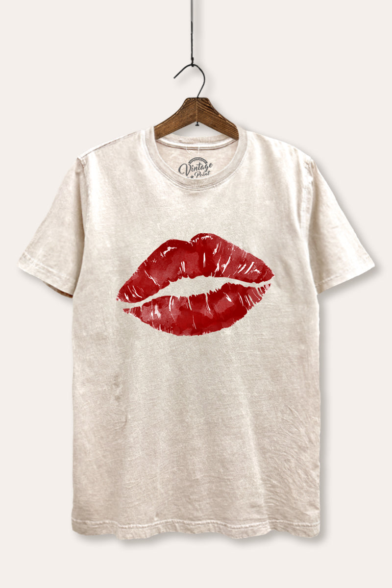 red kiss lips graphic mineral wash relaxed tee