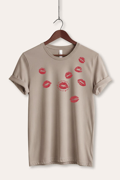 Kiss Mark Lips Graphic Women's Jersey Tee