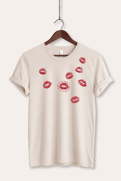 Kiss Mark Lips Graphic Women's Jersey Tee